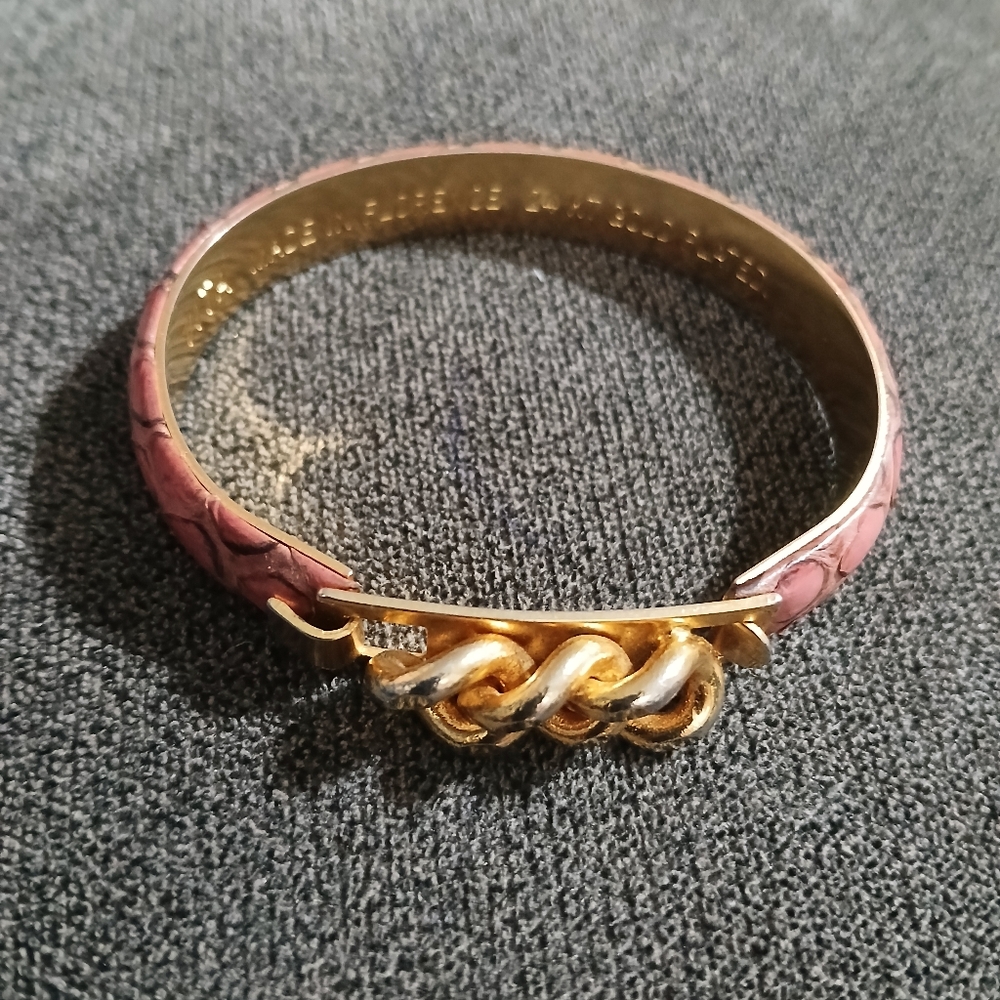 Vita  snakeskin bangle bracket